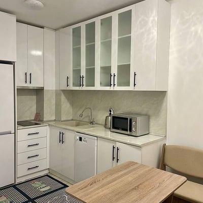 Vermietung einer geräumigen 3-Zimmer-Wohnung, Stadtteil Briz, Varna, Bulgarien